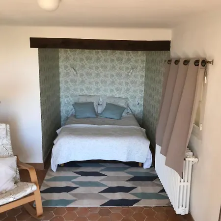 D'hote La Croix St Francois Grasse Bed & Breakfast
