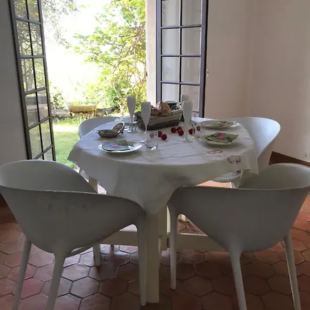 D'hote La Croix St Francois Grasse Bed & Breakfast *